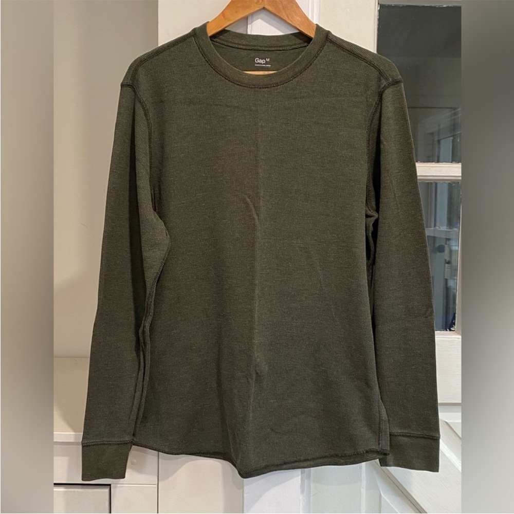 Gap Men's Casual Long Sleeve Top